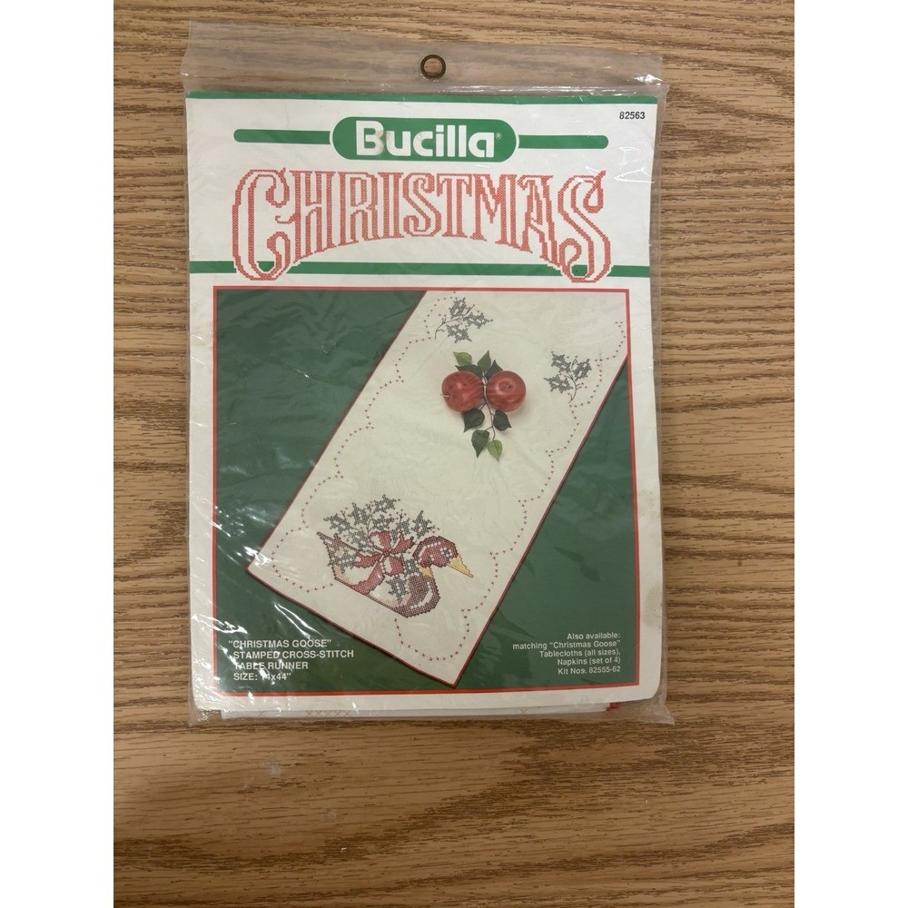 Bucilla Christmas Goose Table Runner Needlepoin Stocking Kit 17" Sealed